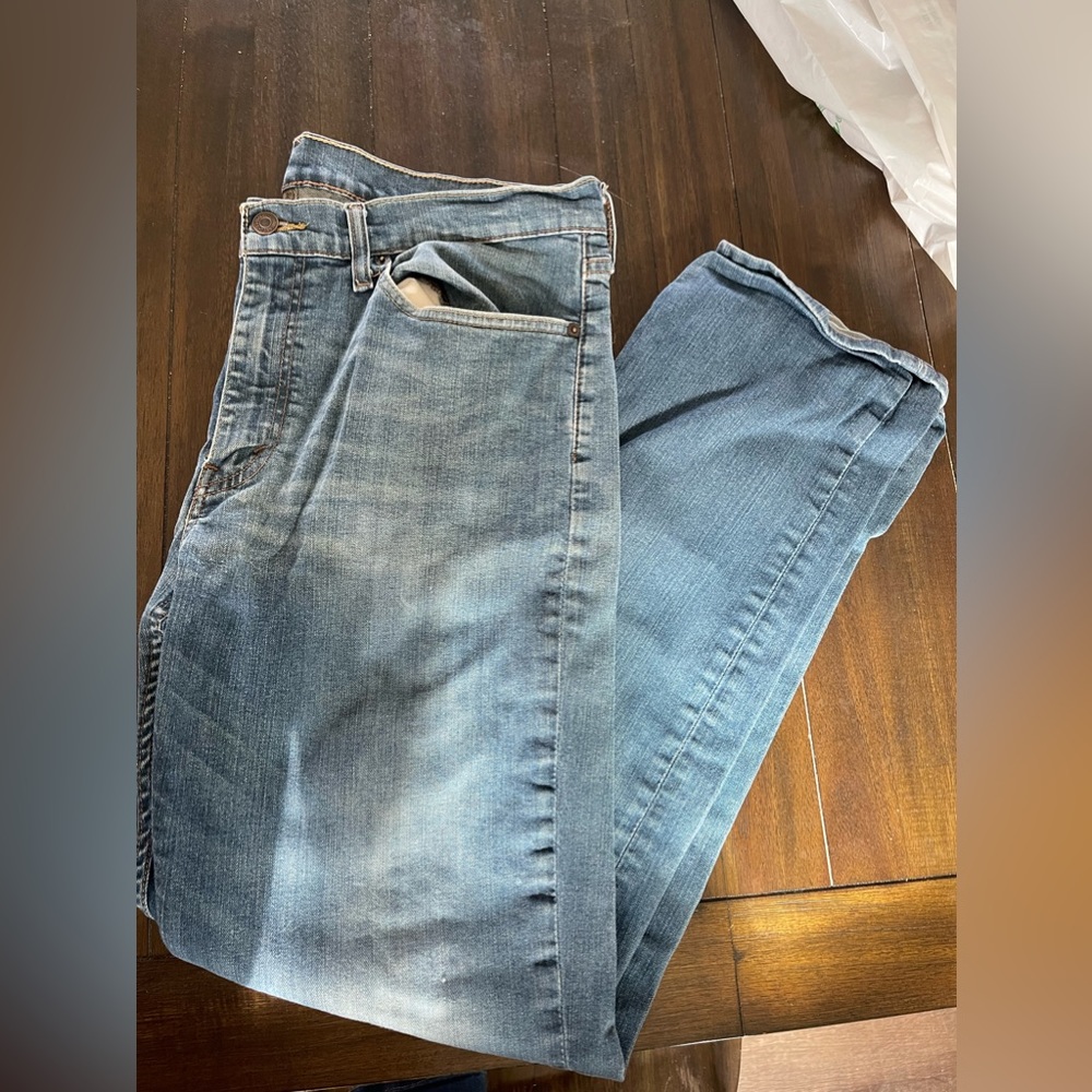 MEN - Levi’s Light Wash Denim